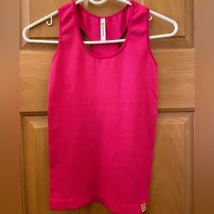 WonderWink one size tank fuschia
